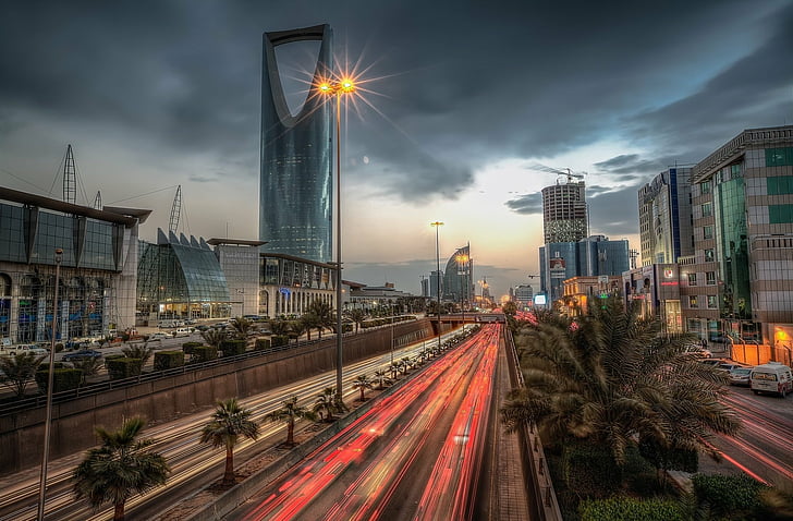 cities-riyadh-time-lapse-wallpaper-preview